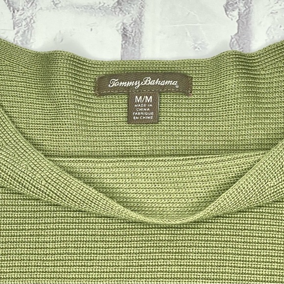 Tommy Bahama Bonita Boatneck Dolman Sleeve Sweater Womens Medium Olive Coastal - Picture 3 of 7